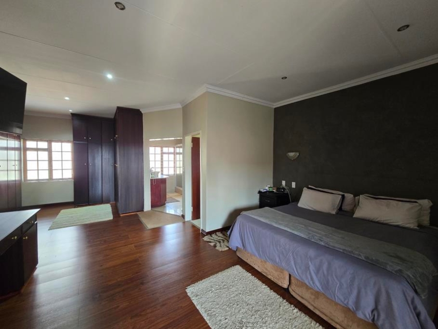 4 Bedroom Property for Sale in Wilkoppies North West